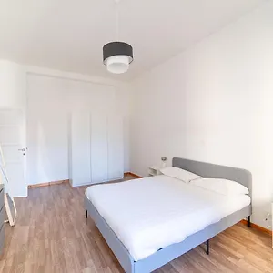 Hbhall Residenze Darsena İtalya
