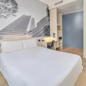 3* Otel Cenisio Garibaldi